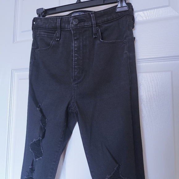 A&F Simone High Rise Super Skinny Distressed Jeans in Black Wash 26/2S - Picture 2 of 7
